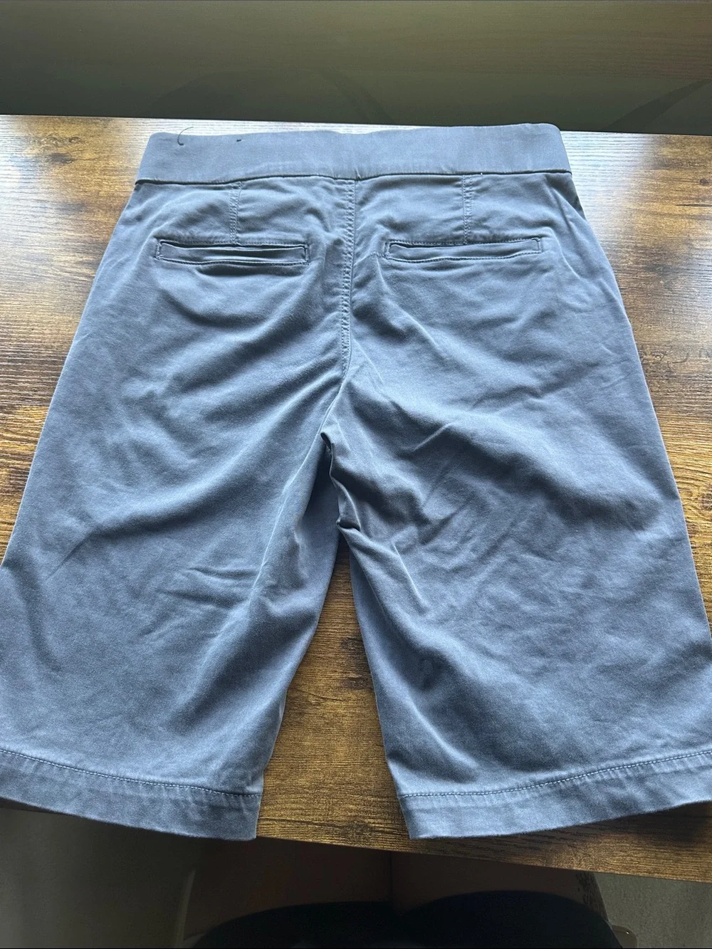 Liverpool Los Angeles Charcoal Gray Waistband Shorts
